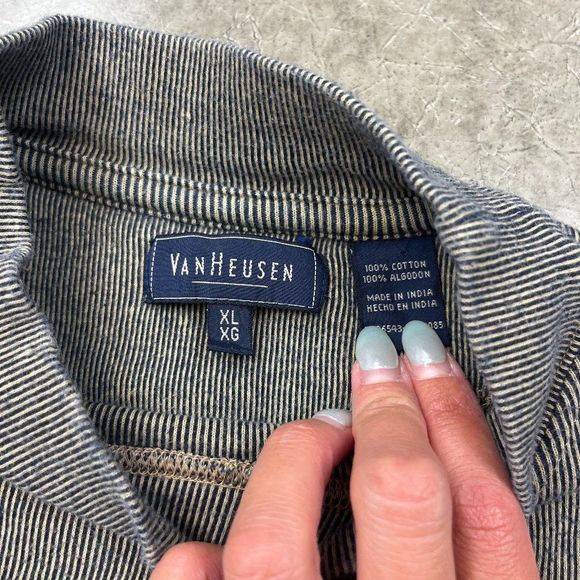 Van Heusen Turtleneck Sweater - Picture 4 of 4